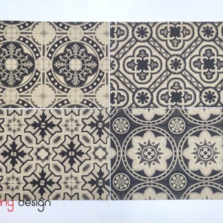 Set of 4 beige/ black placemats printed with Anciennes-Sol pattern